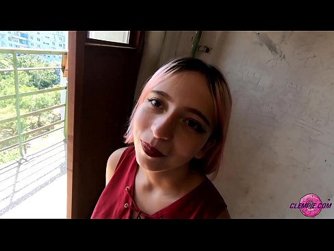 ❤️ Estudyante Sensual Nagsuso sa usa ka Estranghero sa Outback - Cum Sa Iyang Nawong ️❌ Porno sa amon ❤