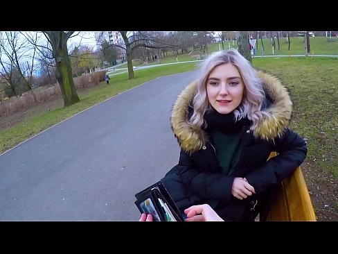 ❤️ Gitulon ang init nga cum sa usa ka estranghero alang sa kuwarta - blowjob sa parke ni Eva Elfie ️❌ Porno sa amon ❤